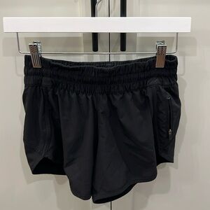 Lululemon Black Fast and Free running shorts, size 6, Mid-Rise, 4 inch inseam